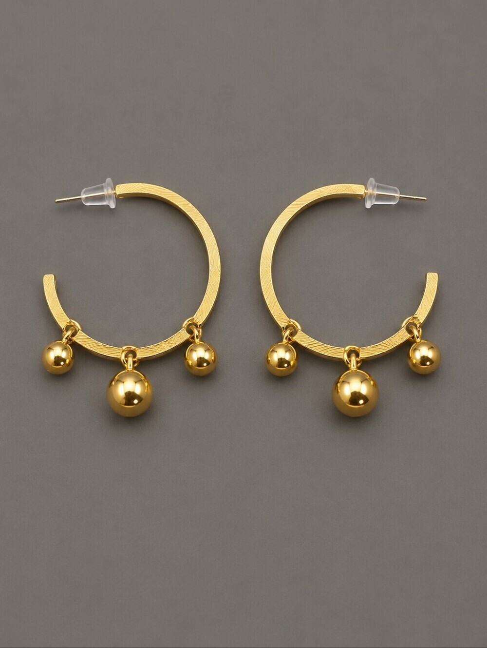 VTG AVON Goldtone Bauble Beaded Hoop Earrings